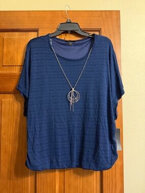Brand new size medium Navy Short-Sleeve Women's Tee with Pendant Detail